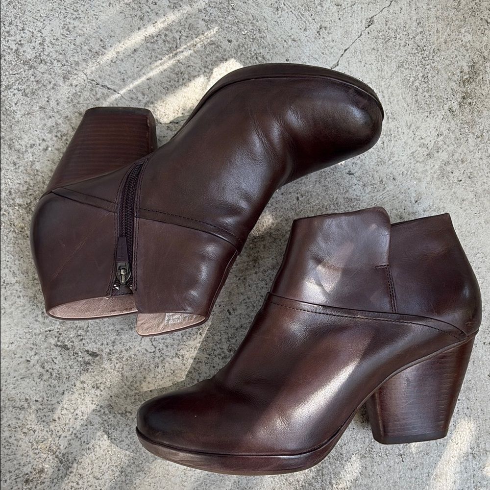 Dansko Miley ankle boots